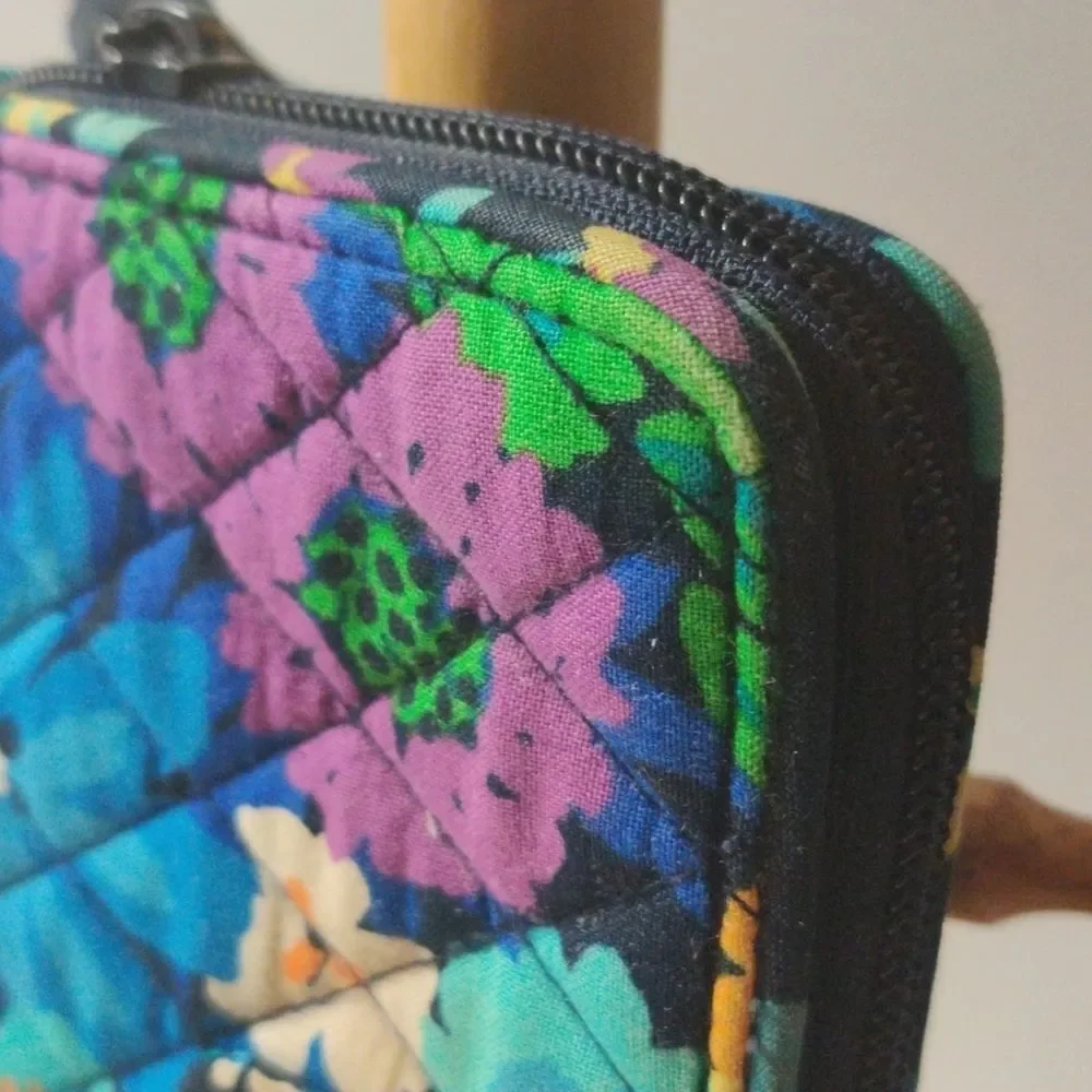 Vera Bradley MidNight Blue and Black Hues Floral Clutch Wallet - Picture 3 of 16